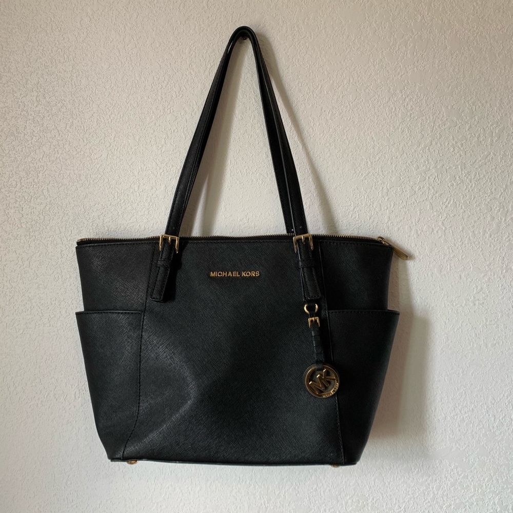 MICHAEL KORS Jet Set Large Crossgrain Leather Tote